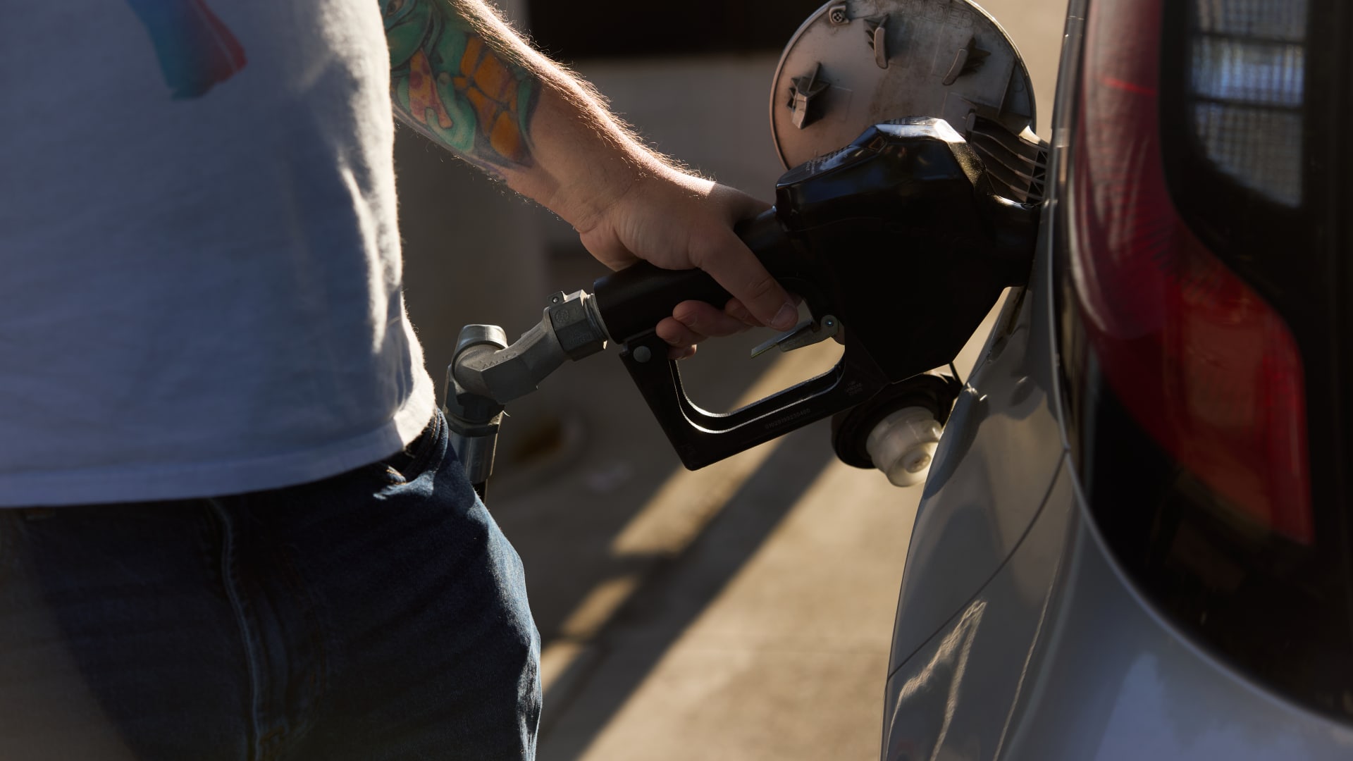 How Walmart’s gas price warning shapes our retail outlook — plus, Honeywell’s quantum connection