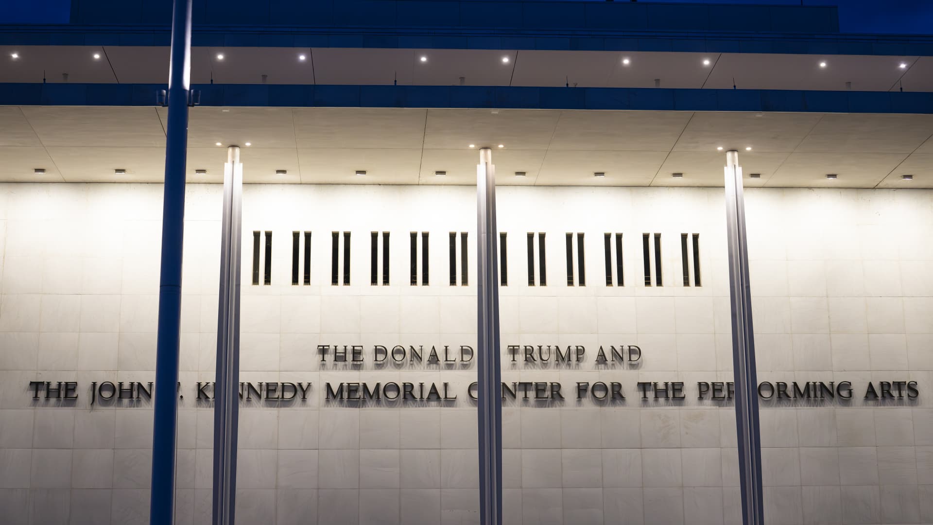 Trump can't rename Kennedy Center, judge rules