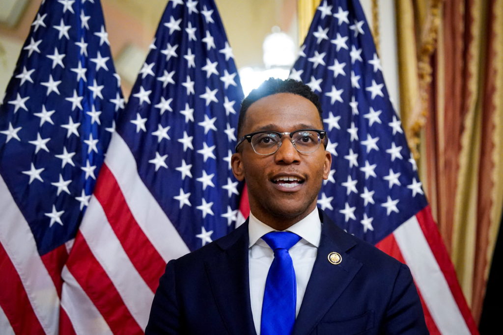 Rep. Christian Menefee defeats Rep. Al Green in primary runoff fueled by redistricting