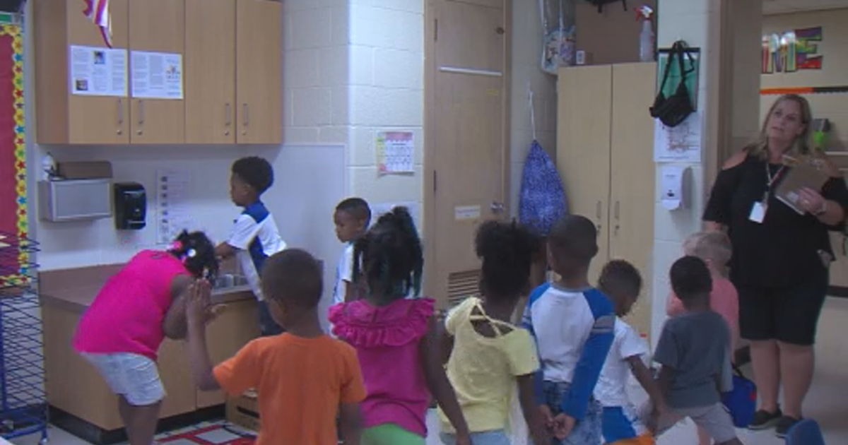 Illinois House passes K-2 expulsion ban | Illinois Politics