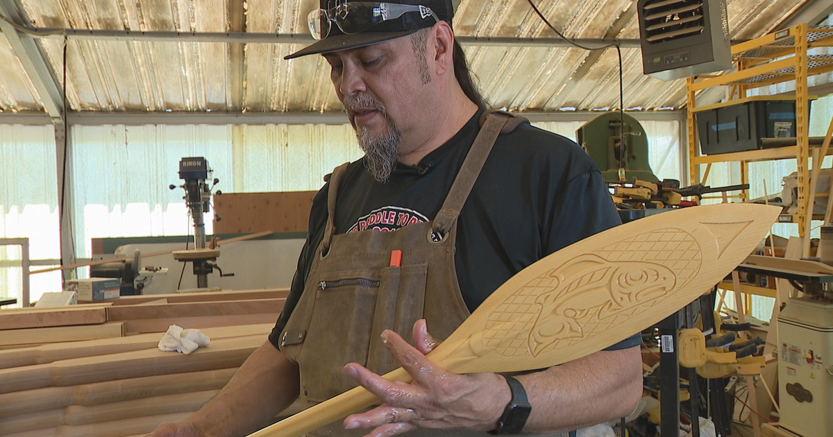 Puyallup Tribe carves gifts for FIFA World Cup countries