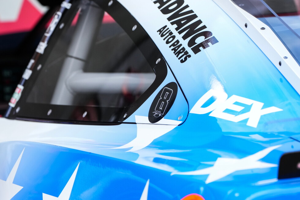 NASCAR CEO Steve O’Donnell tells Kyle Busch family ‘we got you’ before start of Coca-Cola 600