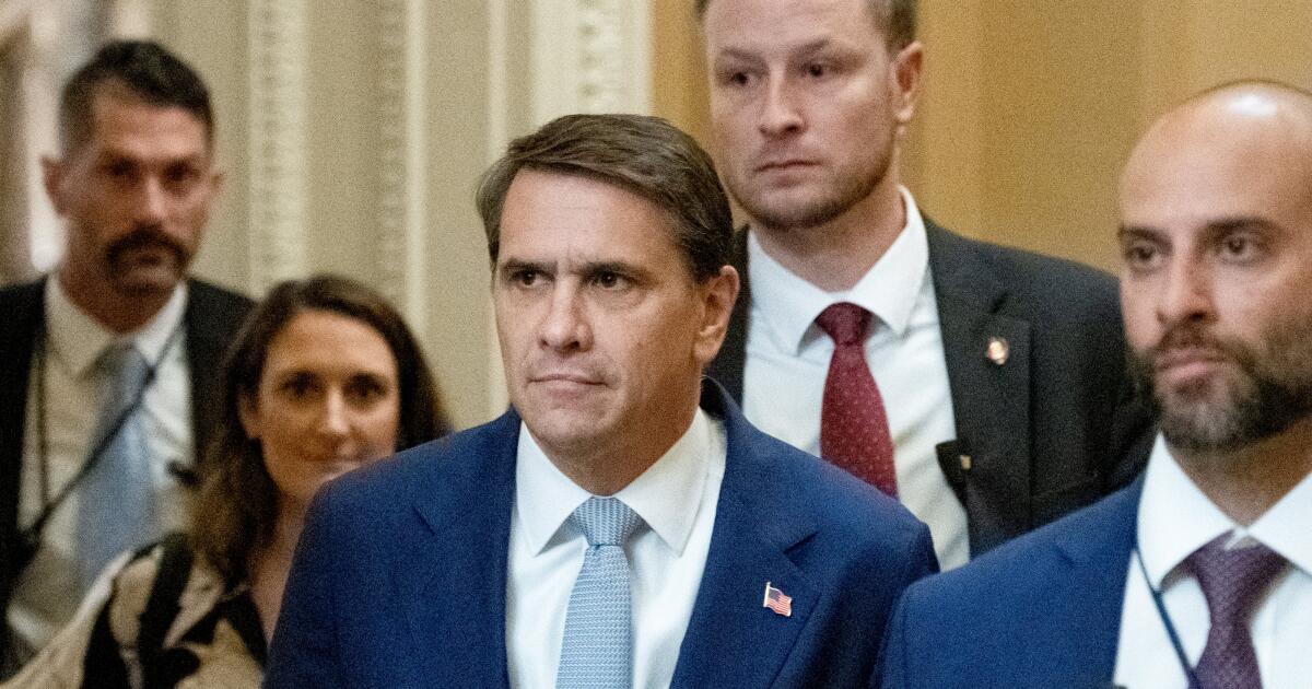 GOP senators balk at Trump’s $1.8-billion ‘anti-weaponization’ fund, force delay in key vote